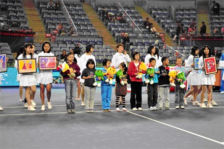  网球摄影大赛征集作品，捕捉赛场上的每一个动人瞬间  