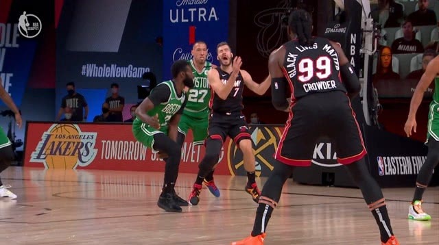  阿德巴约高效发挥热火战胜凯尔特人