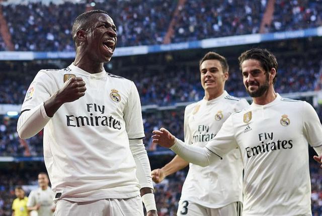  皇马新星维尼修斯绝杀，银河战舰险胜塞维利亚