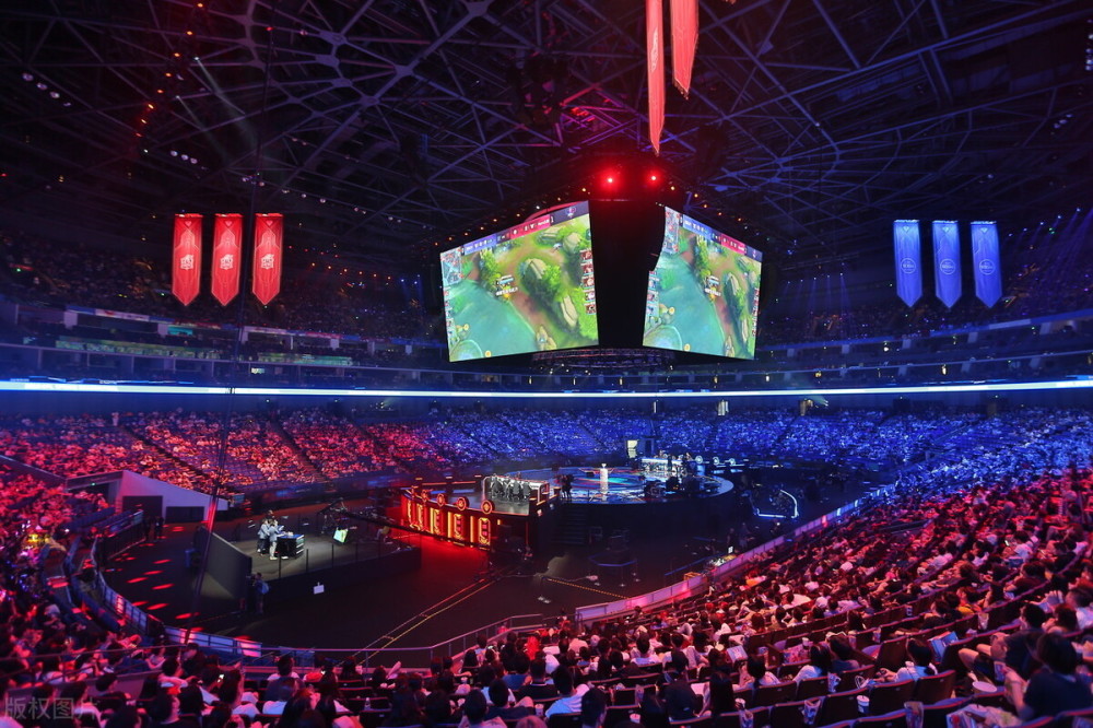 电竞联名款发布,时尚与竞技碰撞擦出火花