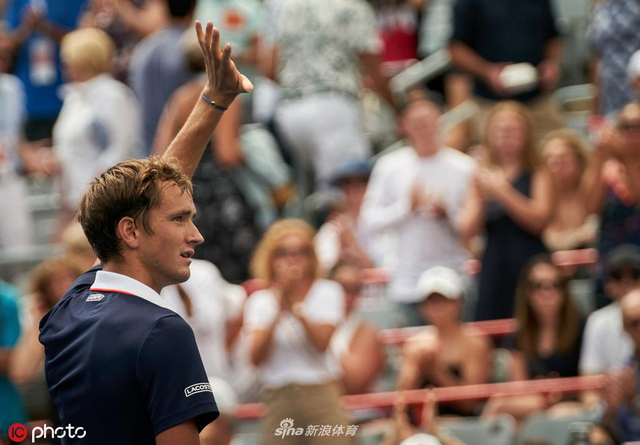 卡恰诺夫长盘决胜惊险,维也纳站捍卫主场荣耀