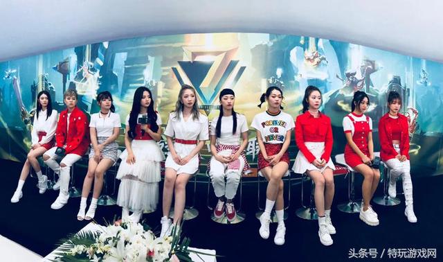 电竞少女崭露头角,精准预判助队翻盘