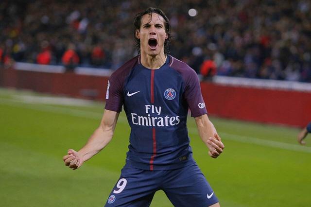  巴黎圣日耳曼主场大胜登顶