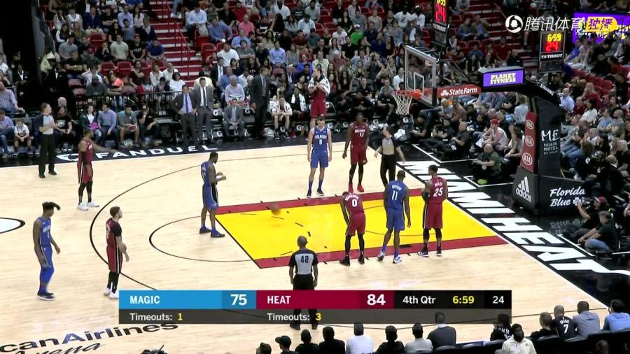  德比大战火花四溅，红黄牌频现火药味