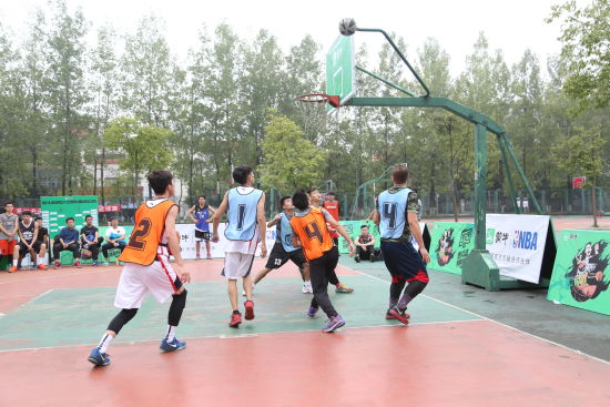 校园篮球蓬勃发展,基层培养见成效